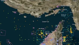 হরমুজ প্রণালি পার হতে আইআরজিসির অনুমতি লাগবে