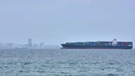 হরমুজ প্রণালিতে রাশিয়ার জাহাজ চলাচলে শুল্ক মওকুফ করলো ইরান