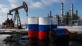 ১৫ কোটি ব্যারেল তেল ইন্দোনেশিয়ায় সরবরাহ করবে রাশিয়া