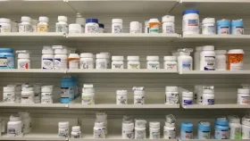 ইরান যুদ্ধের প্রভাবে বিশ্বজুড়ে ওষুধের দাম আকাশচুম্বী; সংকটে উন্নয়নশীল দেশগুলো