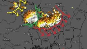 দেশজুড়ে কালবৈশাখীর তাণ্ডব, ধেয়ে আসছে ঢাকা ও দক্ষিণাঞ্চলের দিকে