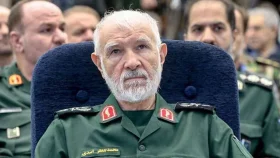 ইরান ভেনেজুয়েলা নয়, এখানে সম্পদ লুট করা যাবে না: জেনারেল আসাদি