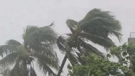 দুপুরের মধ্যে যেসব অঞ্চলে ঝড় ও বজ্রবৃষ্টি হতে পারে