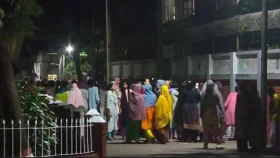 মধ্যরাতে বিক্ষোভে উত্তাল ইডেন মহিলা কলেজ&nbsp;