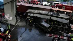 থাইল্যান্ডে ট্রেনের সঙ্গে সংঘর্ষের পর বাসে আগুন, নিহত ৮