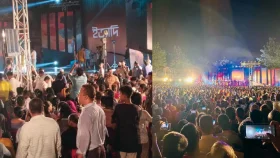 &lsquo;ইত্যাদি&rsquo;দেখতে যাওয়া শতাধিক দর্শকের মোবাইল চুরি