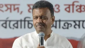 কলকাতার মেয়র ফিরহাদ হাকিমের পদত্যাগ