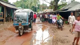 ছয় মাসের কাজ হয়নি তিন বছরেও, জনদুর্ভোগ চরমে