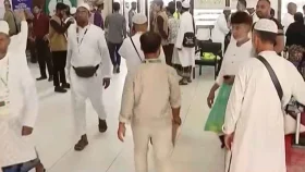 হজ পালন শেষে দেশে ফিরেছেন ৩৭৪৩৫ হাজি
