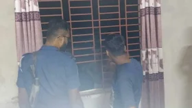 কক্সবাজারে ডাকাতির সময় মা-মেয়েকে সংঘবদ্ধ ধর্ষণের অভিযোগ, গ্রেপ্তার ৬