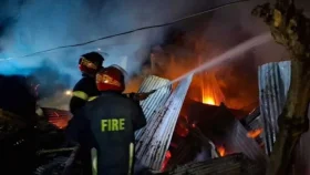 পাবনায় আসামিদের বাড়িতে আগুন, দগ্ধ হয়ে নিহত ৩