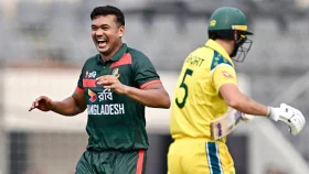 তাসকিন আগুনে পুড়ে লজ্জায় অজিদের বিশ্বরেকর্ড