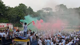 রাঙ্গামাটিতে আর্জেন্টিনা সমর্থকদের বর্ণাঢ্য শোভাযাত্রা
