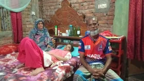 সানজিদা বাঁচতে চায়, হাতের টিউমার অপারেশনে প্রয়োজন ২ লাখ টাকা