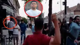 লন্ডনে হাসনাত আবদুল্লাহকে ডিম নিক্ষেপ
