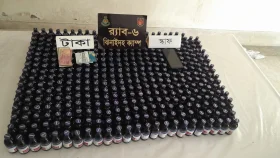 মহেশপুরে র&zwj;্যাবের অভিযানে ৪১৮ বোতল স্কাফ উদ্ধার