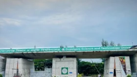 ইউজিসির বরাদ্দ সংকটে বেতনহীন গোবিপ্রবির খণ্ডকালীন শিক্ষকরা