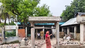 আদালতে মামলা চলাকালীন মহেশপুরে বসতবাড়ি ভাঙচুরের অভিযোগ