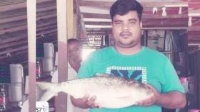 মেঘনার &lsquo;রাজা ইলিশ&rsquo; নিলামে বিক্রি হলো যত টাকায়