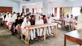 পশ্চিমবঙ্গে মাদরাসা শিক্ষায় বরাদ্দ কমলো ৬১ শতাংশ