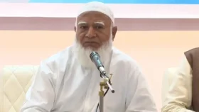 সংসদের সবাইকে ১০ কেজি করে আম দিলেন জামায়াত আমির