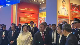 চীনা কমিউনিস্ট পার্টির জাদুঘর পরিদর্শন করলেন প্রধানমন্ত্রী