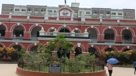 মাদ্রাসাছাত্রীকে ধর্ষণচেষ্টার দায়ে পরিচালকের ১০ বছরের কারাদণ্ড