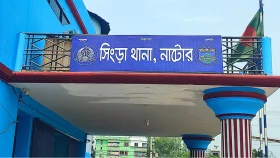 সিংড়ায় ভ্যানচালকের ঝুলন্ত মরদেহ উদ্ধার