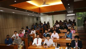 মাভাবিপ্রবিতে এআই গবেষণা বিষয়ক সিম্পোজিয়াম অনুষ্ঠিত