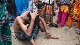 সাড়ে তিনঘন্টা কচুরিপানার মধ্যে লুকিয়ে থেকেও শেষরক্ষা হয়নি