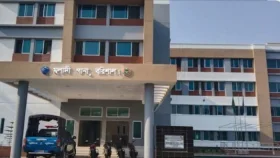 মোবাইল ফোনে প্রেম, লঞ্চে ধর্ষণ করে পালিয়েছে প্রতারক যুবক