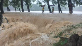 পূর্বাঞ্চলে টানা বৃষ্টিতে স্বল্পমেয়াদি বন্যার আশঙ্কা