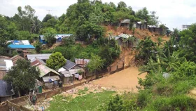 চট্টগ্রামে পাহাড়ধসের শঙ্কা, ঝুঁকিপূর্ণ এলাকায় প্রশাসনের মাইকিং