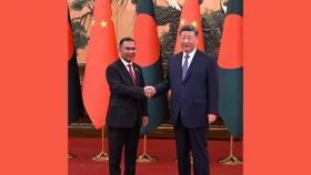 চীনের দিকে ঝুঁকছে বাংলাদেশ, নেপথ্যে ভারতের চাপ?