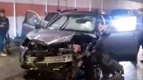 কর্ণফুলী টানেলে প্রাইভেট কারের ধাক্কা, দেয়ালের বোর্ড ক্ষতিগ্রস্ত
