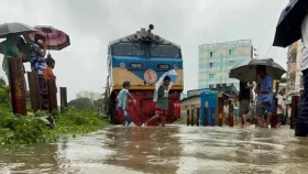 কক্সবাজার রুটে ট্রেন চলাচল বন্ধ