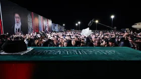 শেষ শ্রদ্ধার জন্য ইরাকে আয়াতুল্লাহ খামেনির মরদেহ
