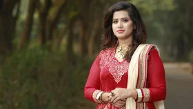 চাচার বিরুদ্ধে জমি দখলের অভিযোগ ন্যানসির