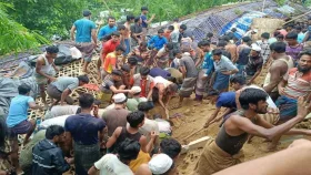 পাহাড় ধসে মৃত্যু হলে কি শহীদের মর্যাদা পাবে?