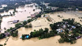 চট্টগ্রামে পানিবন্দি সাড়ে ৪ লাখ মানুষ
