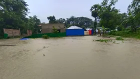 টানা বৃষ্টিতে প্লাবিত মিরসরাই, জীবনযাত্রা ব্যাহত
