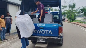গোপালগঞ্জে কুরিয়ার সার্ভিস থেকে ৭১ হাজার পিস নকল সিগারেট জব্দ