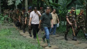 সেনাবাহিনীর গ্রীষ্মকালীন মহড়া পরিদর্শন করলেন প্রধানমন্ত্রী