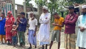 বন্যার পানিতে অবরুদ্ধ ১১ দৃষ্টিপ্রতিবন্ধীর মানবেতর জীবন