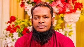 খননযন্ত্রে ছেঁড়া বৈদ্যুতিক তার সংযোগ দিতে গিয়ে বিদ্যুৎ কর্মীর মৃত্যু