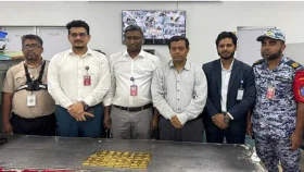 শাহজালালে ফলের ক্যারেটে মিললো বিপুল সোনা