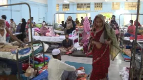 বন্যার পানি নামার পর চট্টগ্রামে বাড়ছে ডায়রিয়া