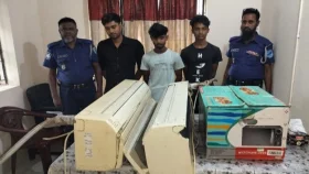 ফরিদপুরে সাবেক এমপির বাড়িতে চুরি,  তিন চোর আটক
