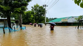 দশ জেলায় স্বল্পমেয়াদি আকস্মিক বন্যার শঙ্কা