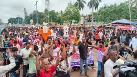গাজী নজরুলকে শ্যামনগরে অবাঞ্চিত ঘোষণা